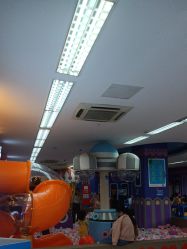 -孩子王童乐园(马群店)