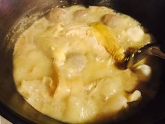 -鲜入围煮花胶鸡海鲜火锅