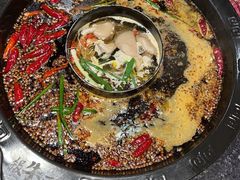 -黑鸡母杀牛匠火锅(崇文路店)