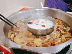 -渔香岛美蛙鱼头火锅(黔灵山公园店)