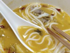 -三千粉牛肉米粉(来客茂店)