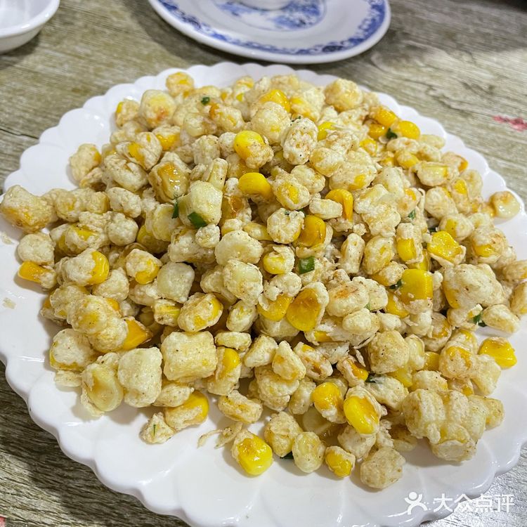 烤鱼店里的小炒意外好吃