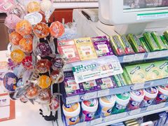 零售区-全家便利店(天目山路三店)