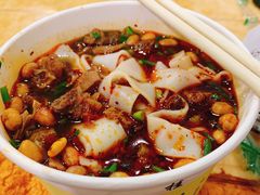 -覃肥叔桂林米粉(粮道街店)