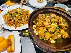 啫啫清远鸡煲-麦龙·新港风料理(江汉路店)