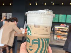 -星巴克(七宝领展广场1F店)
