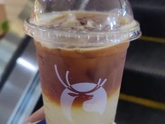 龙眼冰萃咖啡-瑞幸咖啡(艺树家工场店)