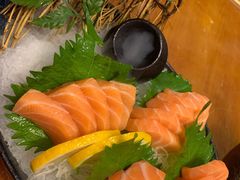 三文鱼刺身-鳗鱼家·深夜食堂(军博店)