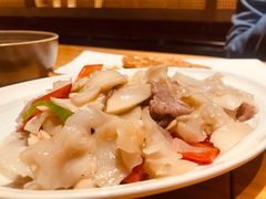 杏鲍菇竹耳爽肉片-十三式重庆江湖菜(金茂览秀城店)