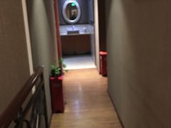 -莱蔻·圣灸堂·推拿艾灸(天山店)