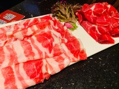 严选牛双品-捞王猪肚鸡火锅(财富中心店)