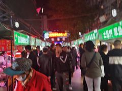 -正宁路小吃夜市