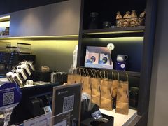 -瑞幸咖啡(八卦岭工业店)