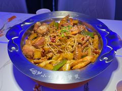 -徐记小怪兽肉蟹煲店(哈西万达金街店)