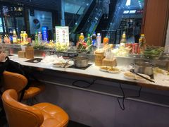 -百品聚旋转火锅(号外店)