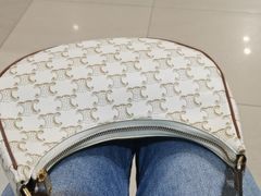 -CELINE(尚嘉中心店)
