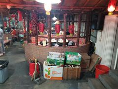 -鱼窝棚柴火铁锅炖(富山屯店)