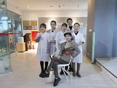 -群丽化妆摄影美甲纹绣培训学校