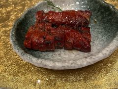 西班牙黑毛猪叉烧拼烧仔鹅-誉珑轩
