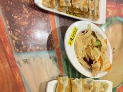 -小牛锅贴(西环路店)