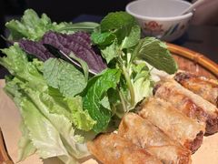 -大头虾越式风味餐厅(光明广场店)