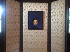-Nathalie Djurberg与Hans Berg“牛皮纸包裹的月亮”-Prada荣宅当季展览