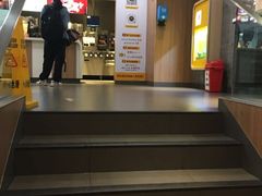 -麦当劳(中山大道中店)