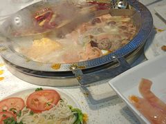 -巴国妹子毛肚火锅(蓝光悦城店)
