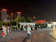 -港澳广场购物中心