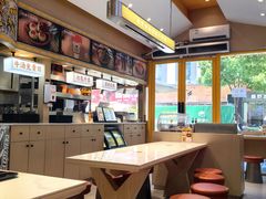 -红跑车蛋糕世界(龙湖杭州西溪天街店)