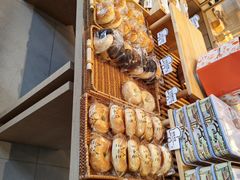 -崎本的店·专业酵种吐司(无锡万象汇店)
