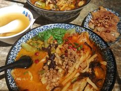 -粉家柳州螺蛳粉(杨宅路店)
