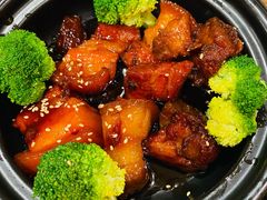 外婆家的红烧肉-悦哉·派对·草坪婚礼·围炉煮茶(三圣乡店)