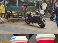 -瑞幸咖啡(东方广场中庭店)