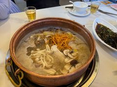 -菌海森林·非遗野生菌火锅(西山区滇池路摩根道店)