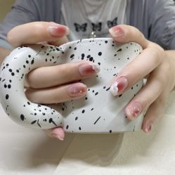 -槿里日式美甲工作室