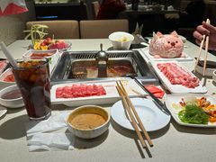 -海底捞火锅鲜切牛肉主题店(长寿路店)