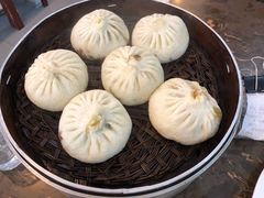 排骨肉包子-张包铺(道外店)