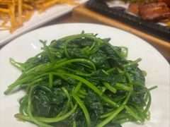-莲餐厅·湖北菜·藕汤是头牌(愚园路店)
