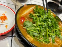 -肥汁米蘭香港米线(长宁来福士店)