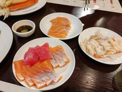 三文鱼刺身-白虎自助餐厅·真老虎·景观自助餐厅(广州长隆酒店)