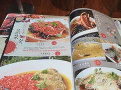 -百味手拨龙虾馆(愚园路店)