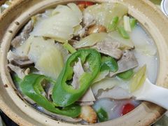 -强记湛江鸡饭店·二十七年老字号(拱北店)
