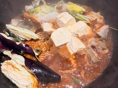 -鱼窝棚柴火铁锅炖(富山屯店)