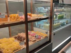 面包甜点陈列柜-奈雪的茶(苏宁广场店)