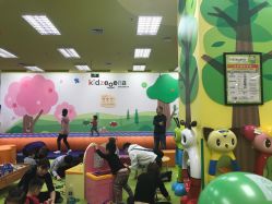 -莫莉幻想儿童乐园(三河燕郊永旺店)