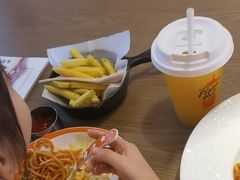 -必胜客(磁器口店)