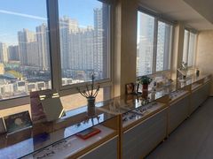 -无奔眼镜·蔡司·依视路授权店(朝阳大悦城店)