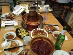 -超越炭火牛蛙火锅鸡(河东店)