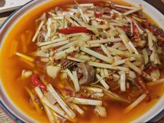 -龙少爷碳火干锅(环球中心店)